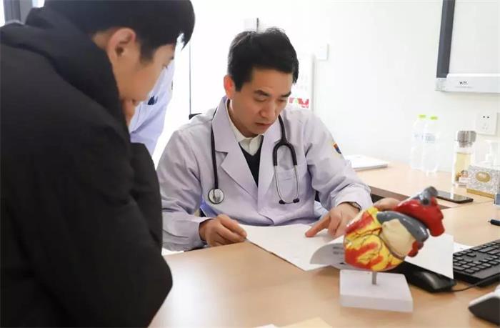 本周四！！國內(nèi)心律失常知名專家張建強(qiáng)出診！提前預(yù)約減少等待時(shí)間奧！