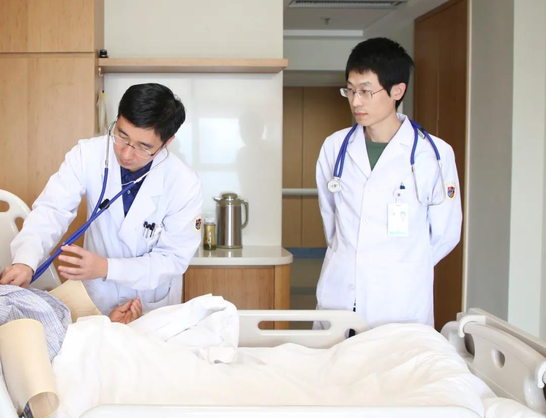 患瓣膜病40多年，日照心醫(yī)成功為六旬老人置換心臟瓣膜