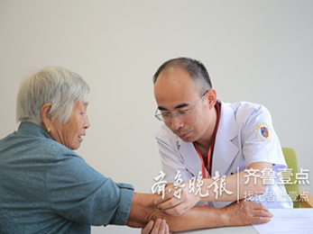 日照心臟病醫(yī)院解新星：十年初心不改，只為心隨律動(dòng)