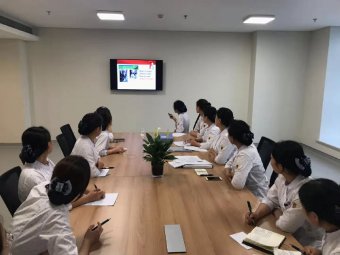 心內(nèi)科二區(qū)開展醫(yī)院“十大安全目標”培訓學習