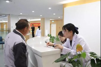 彰顯人才禮遇，助力城市發(fā)展， 日照市高層次專家健康年檢在我院開展
